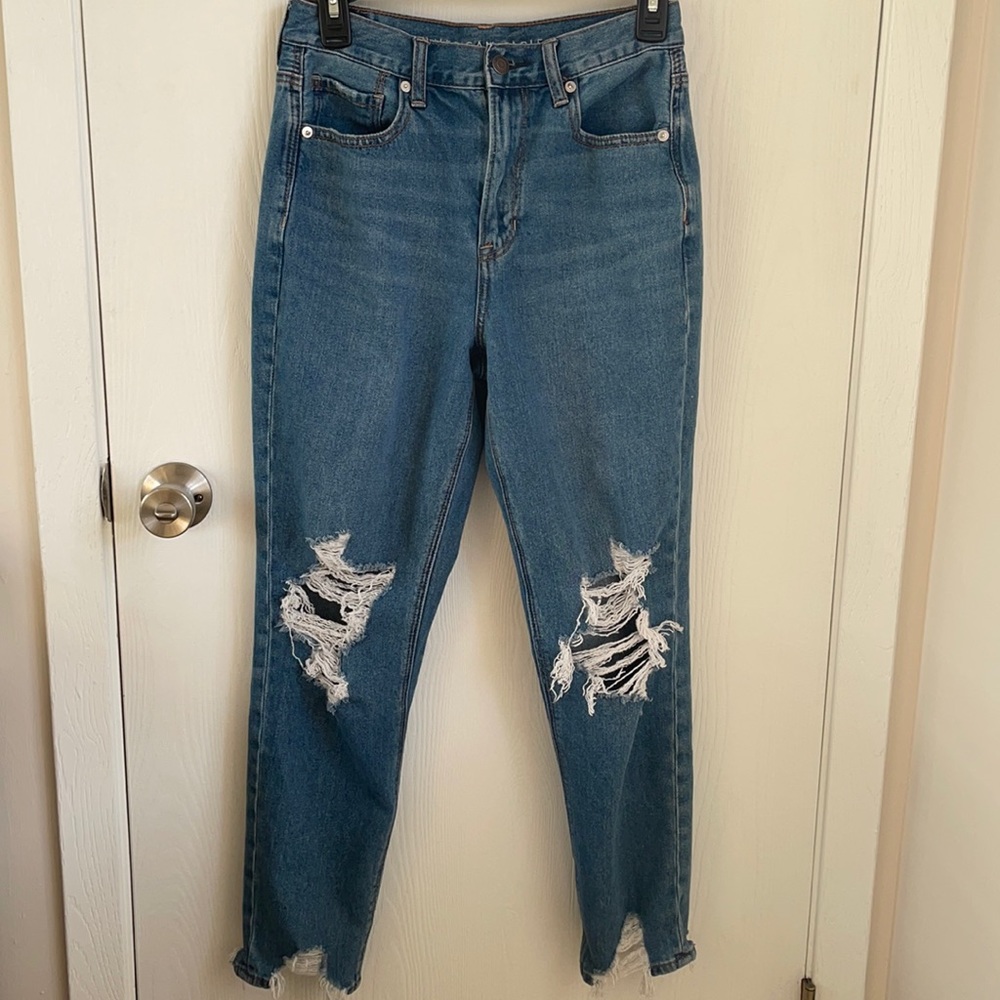 American Eagle Mom Jeans